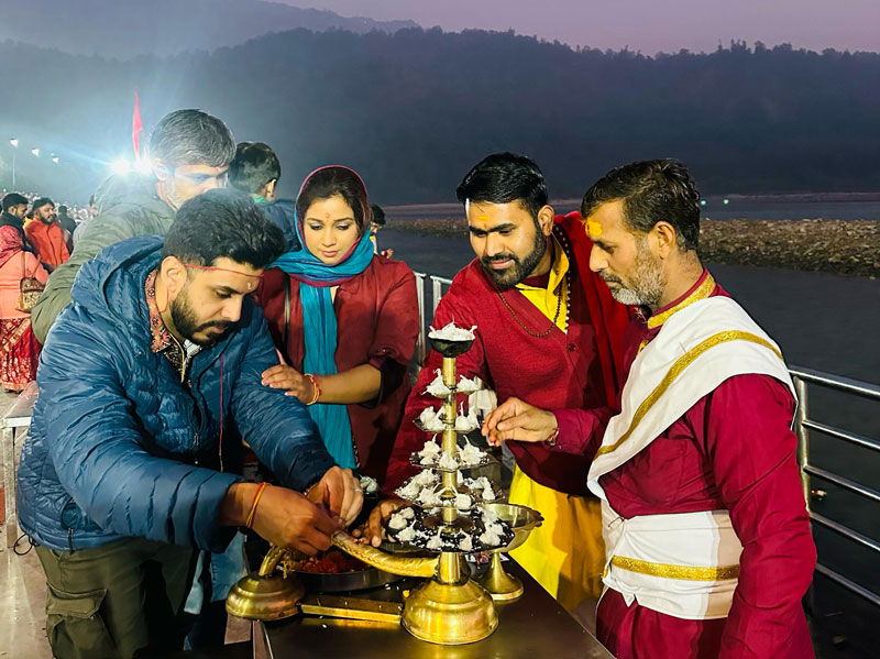 Namamigange-spiritual-puja-ganga-aarti-rishikesh